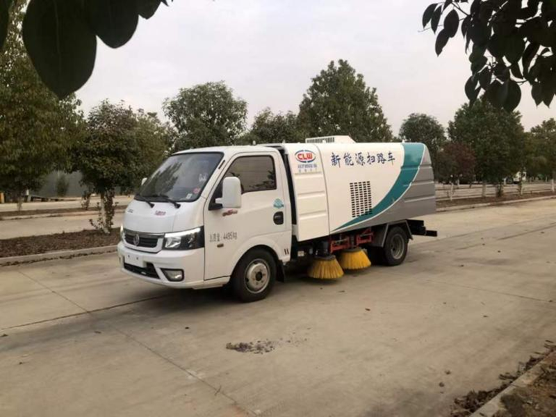 东风CL5041TSLBEV型纯电动扫路车